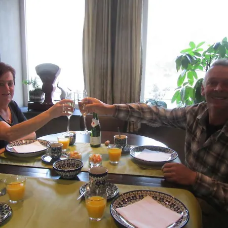 Au-magasin فندق مبيت وإفطار فيلسالم